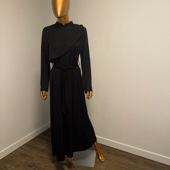 Chic Asymmetrical Black Dress - Picture 2 of 7